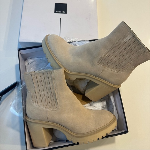 Dolce Vita Caster Dune Suede Waterproof Booties - Picture 3 of 12